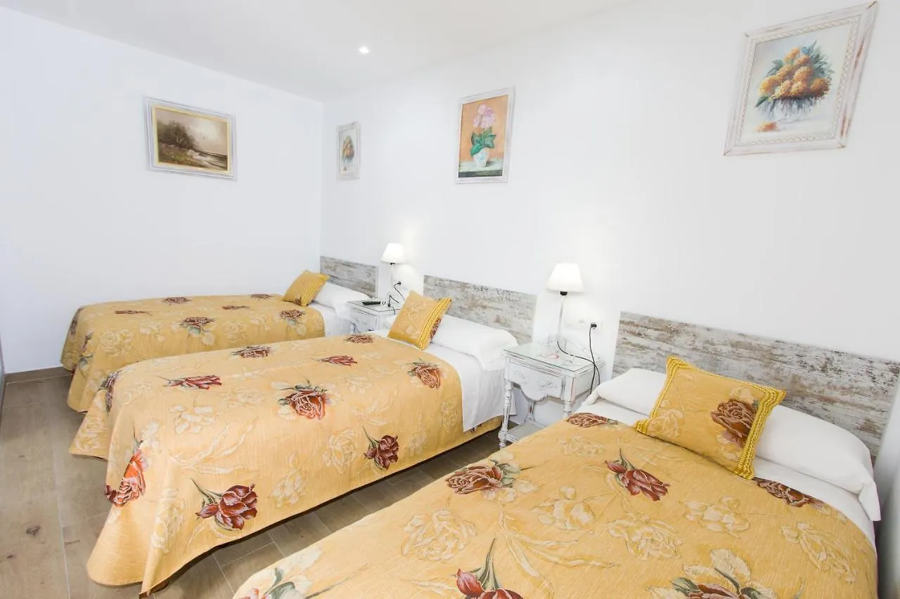 Guest house Hostal La Estrella Marbella