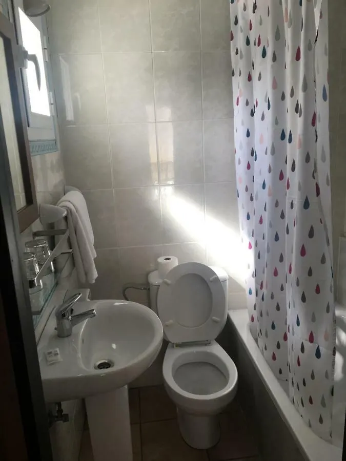 Hostal La Estrella Marbella 0*,  Spain
